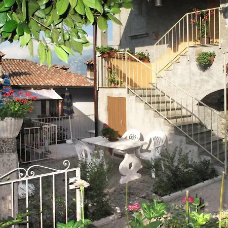 Casa Carlin 256s